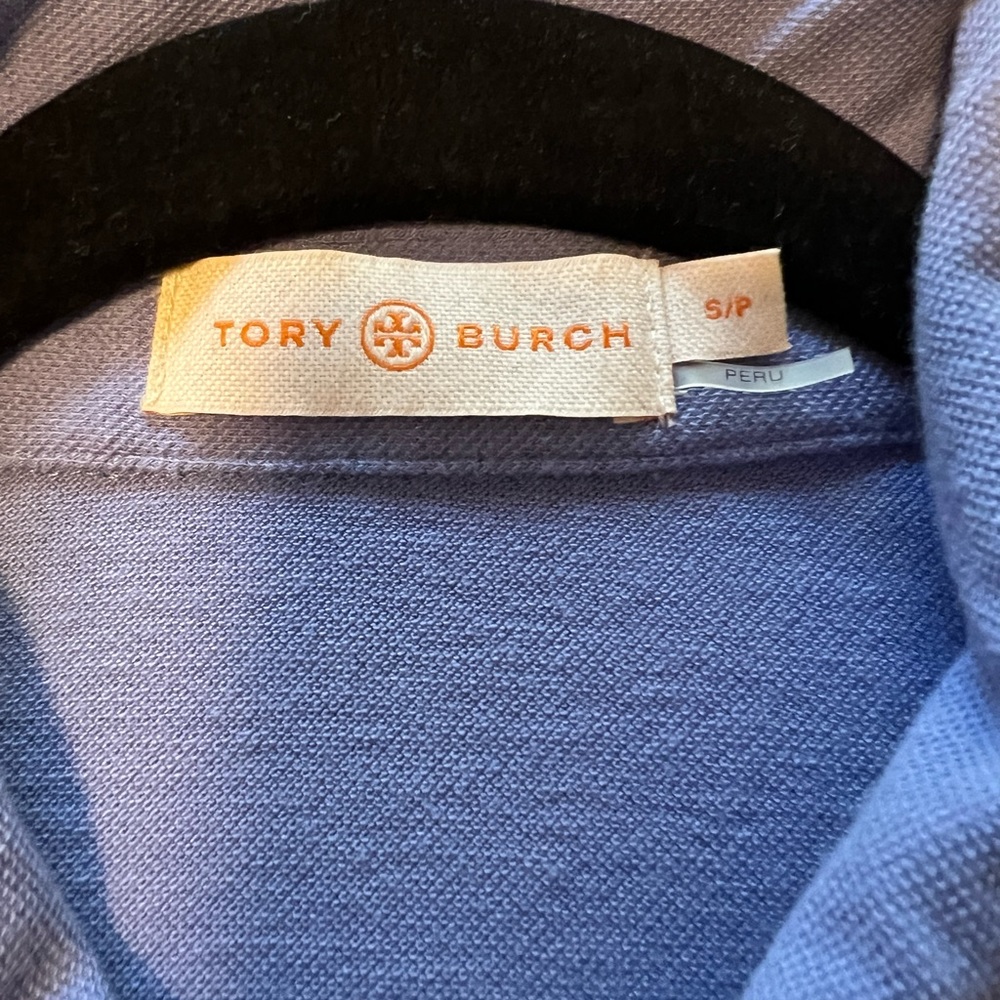 Tory Burch Golf Top-Polo, gold Zipper Women’s Size Small Light Blue - Picture 4 of 8